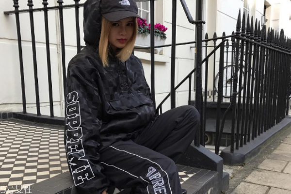 supreme為什么不在中國(guó)開(kāi)店 原因竟是這個(gè) supreme為什么不在中國(guó)開(kāi)店 原因竟是這個(gè)