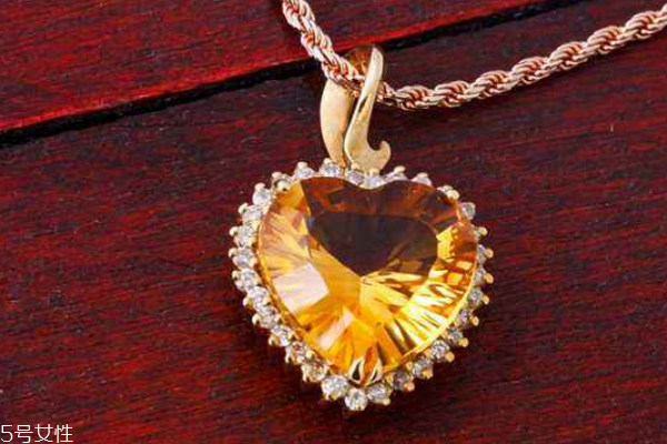 黃水晶可以防小人嗎 要看具體掛件 黃水晶可以防小人嗎 要看具體掛件