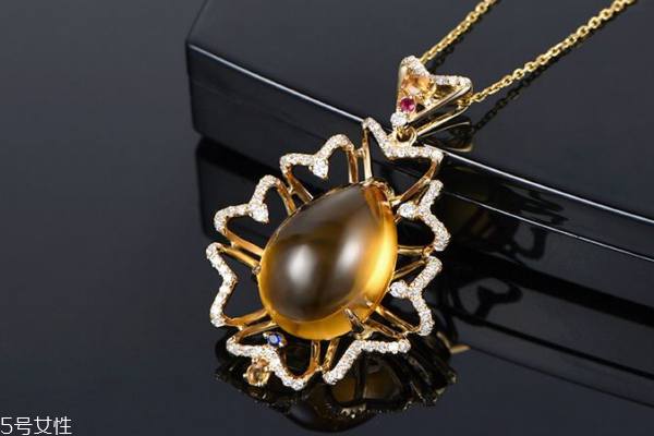 黃水晶什么顏色最好 要學(xué)會挑選 黃水晶什么顏色最好 要學(xué)會挑選