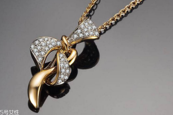 18k金和24k金有什么區(qū)別 兩者純度不同 18k金和24k金有什么區(qū)別 兩者純度不同