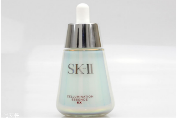 美白精華液晚上用嗎 美白精華使用誤區(qū) 美白精華液晚上用嗎 美白精華使用誤區(qū)