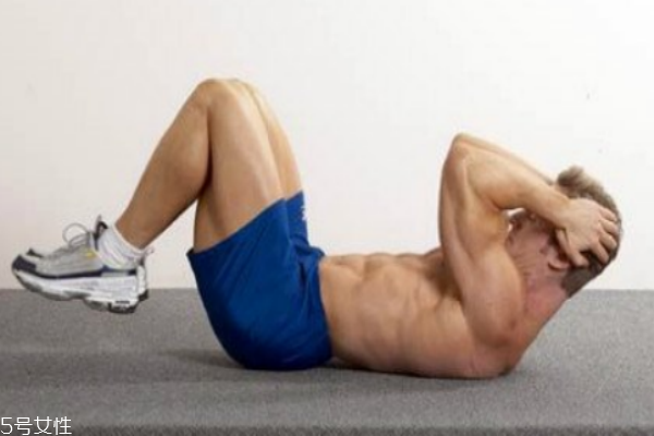 反向卷腹練哪里 下腹肌首選動作 反向卷腹練哪里 下腹肌首選動作