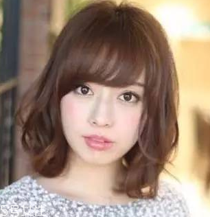 發(fā)量少怎么增加發(fā)量 禿發(fā)女孩必學(xué)發(fā)量激増6招 發(fā)量少怎么增加發(fā)量 禿發(fā)女孩必學(xué)發(fā)量激増6招