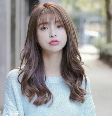 空氣感卷發(fā)教程 空氣卷發(fā)型圖片中長(zhǎng)發(fā) 空氣感卷發(fā)教程 空氣卷發(fā)型圖片中長(zhǎng)發(fā)