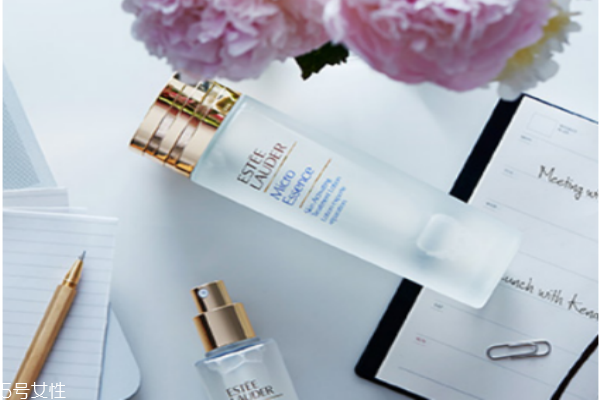 雅詩(shī)蘭黛原生液可以當(dāng)爽膚水用嗎 補(bǔ)水就靠它