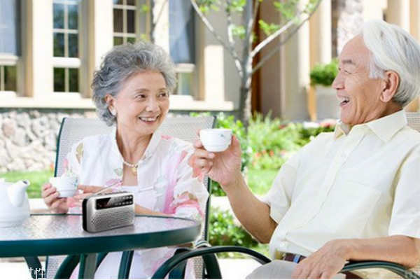 老人養(yǎng)胃需要注意的事項(xiàng) 老人養(yǎng)胃需要注意的事項(xiàng)