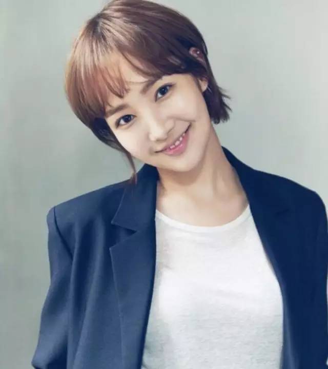 空氣劉海怎么定型長(zhǎng)久 維持劉海卷靠這5招 空氣劉海怎么定型長(zhǎng)久 維持劉海卷靠這5招