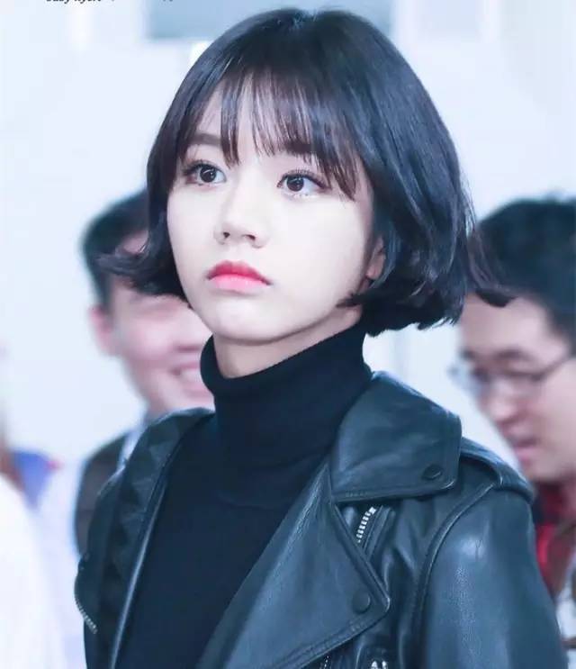 空氣劉海怎么定型長(zhǎng)久 維持劉海卷靠這5招 空氣劉海怎么定型長(zhǎng)久 維持劉海卷靠這5招