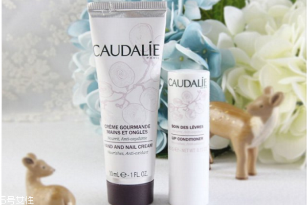 夏天可以涂護手霜嗎 夏天護手霜推薦 夏天可以涂護手霜嗎 夏天護手霜推薦