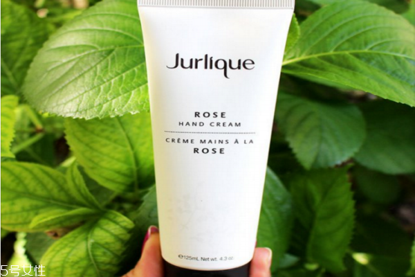 夏天可以涂護手霜嗎 夏天護手霜推薦 夏天可以涂護手霜嗎 夏天護手霜推薦