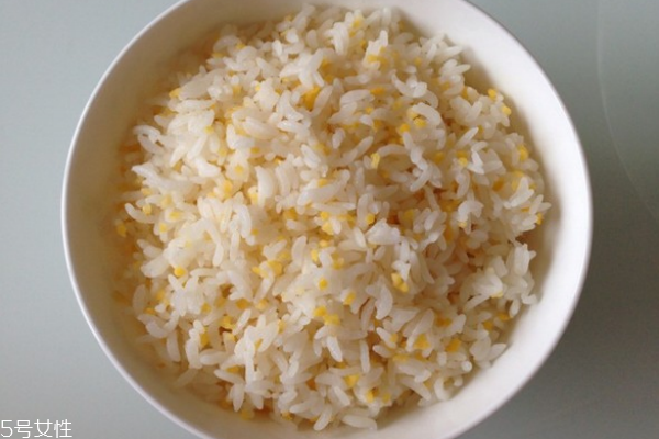 米飯沒蒸熟怎么辦 這樣做就對了 米飯沒蒸熟怎么辦 這樣做就對了