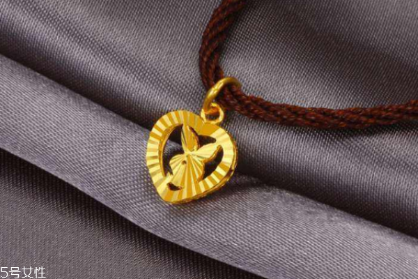 千足金吊墜一般多少克 款式差距很大 千足金吊墜一般多少克 款式差距很大