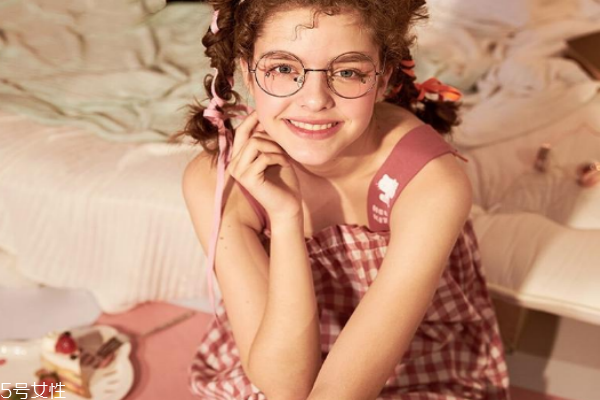 睡裙都有什么風格 這三種顏值超高 睡裙都有什么風格 這三種顏值超高