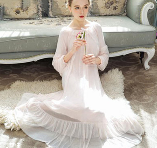 睡裙都有什么風格 這三種顏值超高 睡裙都有什么風格 這三種顏值超高