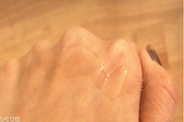 歐萊雅粉水怎么用法 歐萊雅粉水使用方法 歐萊雅粉水怎么用法 歐萊雅粉水使用方法