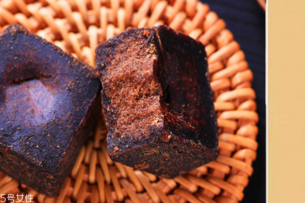 紅糖變酸是不是就壞了 已經(jīng)變質(zhì)了 紅糖變酸是不是就壞了 已經(jīng)變質(zhì)了