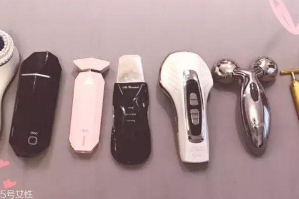 去黑頭粉刺用什么美容儀 蒸臉儀和去黑頭美容儀鏟 去黑頭粉刺用什么美容儀 蒸臉儀和去黑頭美容儀鏟