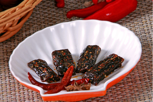 辣條是腐竹做的嗎？衛(wèi)龍辣條承載了90后童年的回憶