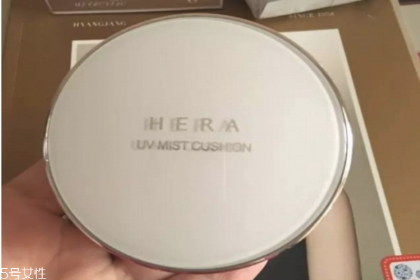 韓國氣墊哪個好用 當(dāng)下最火爆的9款氣墊粉底 韓國氣墊哪個好用 當(dāng)下最火爆的9款氣墊粉底