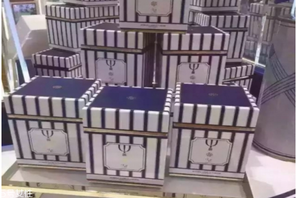 韓國氣墊哪個好用 當(dāng)下最火爆的9款氣墊粉底 韓國氣墊哪個好用 當(dāng)下最火爆的9款氣墊粉底