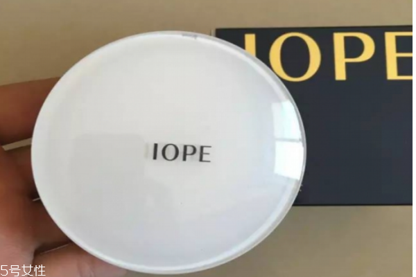 韓國氣墊哪個好用 當(dāng)下最火爆的9款氣墊粉底 韓國氣墊哪個好用 當(dāng)下最火爆的9款氣墊粉底