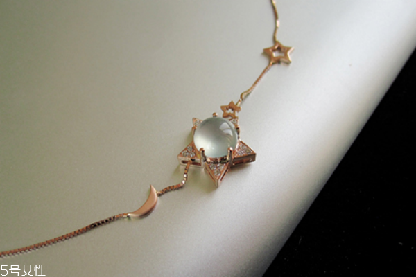 鎖骨鏈什么牌子好 給你推薦幾款 鎖骨鏈什么牌子好 給你推薦幾款