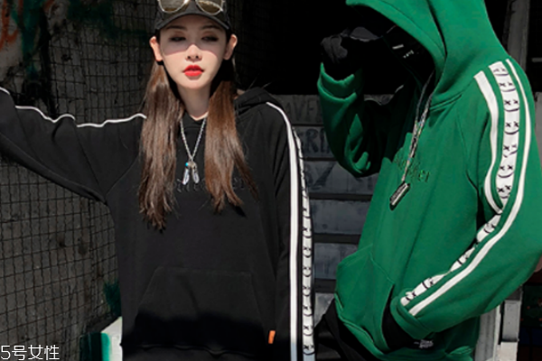 情侶衛(wèi)衣圖片大全 最流行的秀恩愛方法 情侶衛(wèi)衣圖片大全 最流行的秀恩愛方法