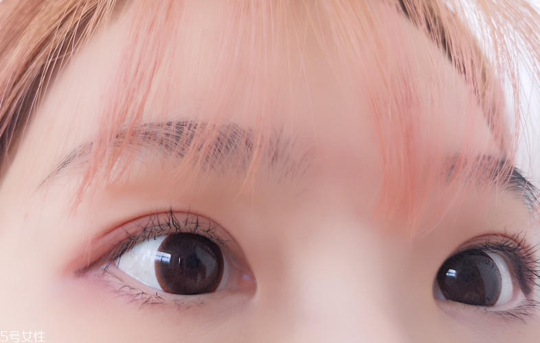 什么牌子美瞳適合學(xué)生 學(xué)生黨也能吸睛滿(mǎn)分