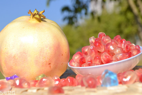 石榴哪里產的最好 就選這五個產地 石榴哪里產的最好 就選這五個產地