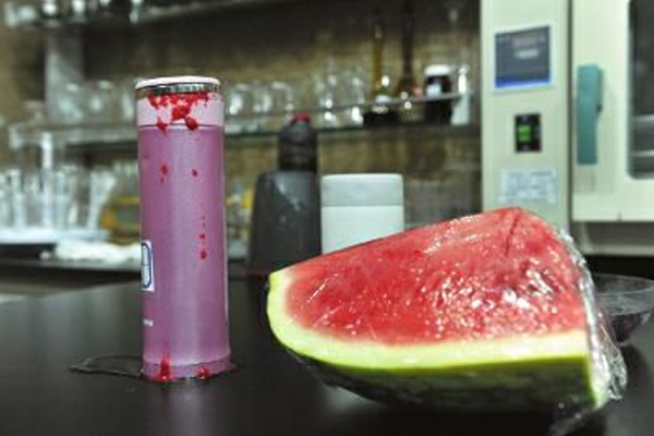 保溫杯裝果汁為什么會爆炸？不銹鋼保溫杯清洗方法