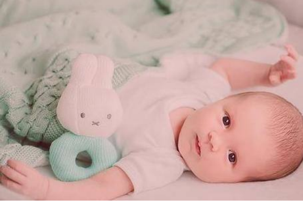 妻子進(jìn)產(chǎn)房后丈夫應(yīng)該做什么 妻子進(jìn)產(chǎn)房后丈夫應(yīng)該做什么