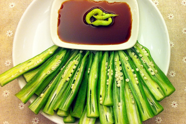 秋葵炒雞蛋要焯水嗎？孕婦吃秋葵得注意這些