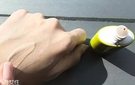 安耐曬bb霜怎么用 安耐曬bb霜全方位使用測評 安耐曬bb霜怎么用 安耐曬bb霜全方位使用測評