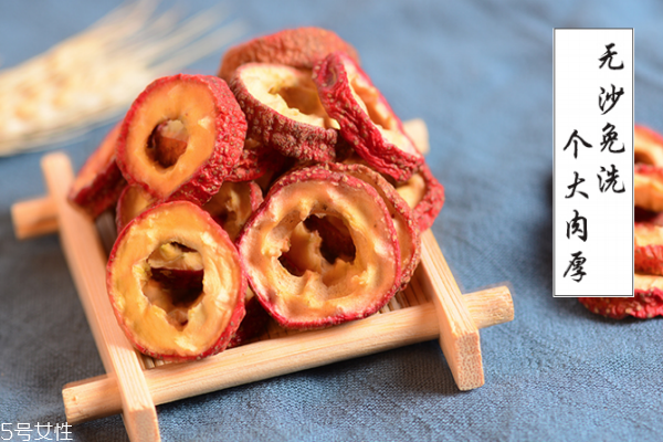 山楂為什么酸 因?yàn)檫@些成分 山楂為什么酸 因?yàn)檫@些成分