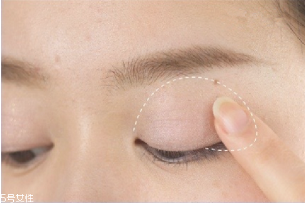 張韶涵妝容怎么畫 張韶涵妝容剖析 張韶涵妝容怎么畫 張韶涵妝容剖析