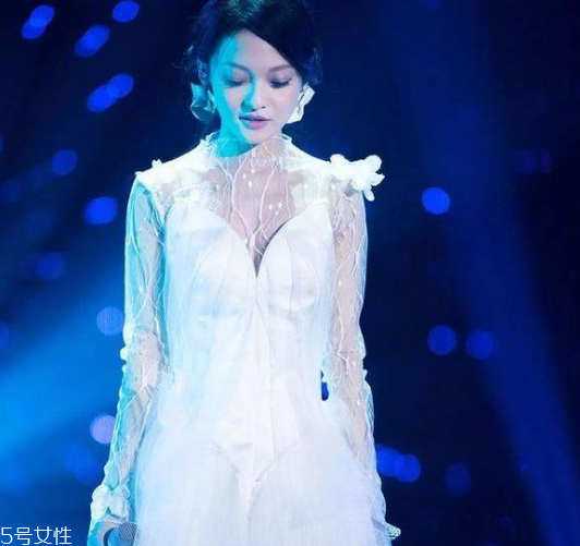 張韶涵妝容怎么畫 張韶涵妝容剖析 張韶涵妝容怎么畫 張韶涵妝容剖析