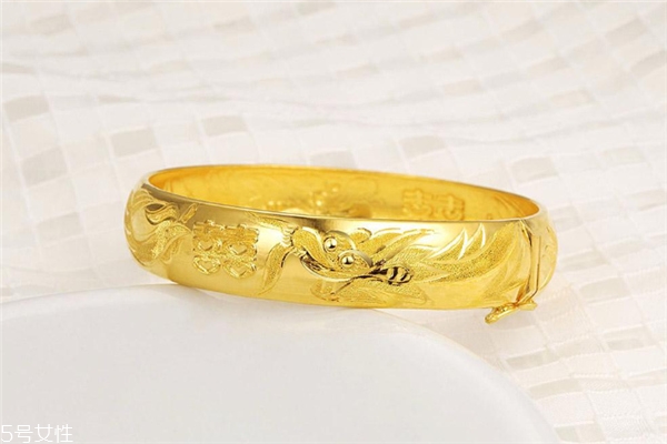 黃金手鐲什么品牌好 選擇這些大品牌 黃金手鐲什么品牌好 選擇這些大品牌