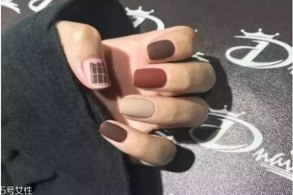 2018美甲流行色 2018美甲圖片大全 2018美甲流行色 2018美甲圖片大全