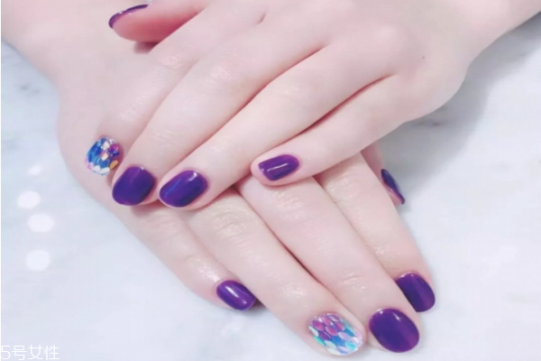 2022美甲流行色顯手白 推薦這四大色 2022美甲流行色顯手白 推薦這四大色