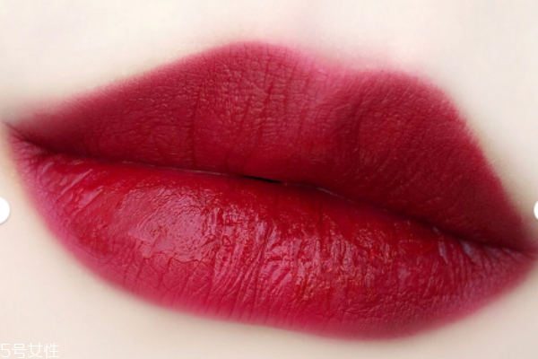 阿瑪尼紅管400多少錢 阿瑪尼紅管400唇釉顏色 阿瑪尼紅管400多少錢 阿瑪尼紅管400唇釉顏色