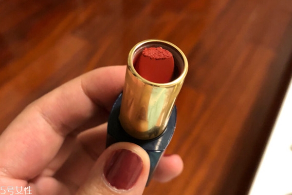 雅詩蘭黛333掉色嗎 越大牌掉色越嚴重