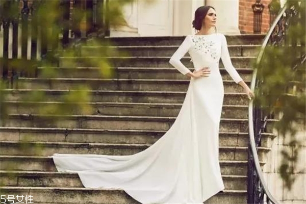 pronovias婚紗真假鑒別 特征非常明顯 pronovias婚紗真假鑒別 特征非常明顯