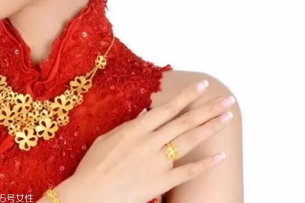 結婚買三金還是五金 看經(jīng)濟狀況 結婚買三金還是五金 看經(jīng)濟狀況