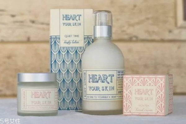 過(guò)期的化妝品用了會(huì)怎么樣 使用過(guò)期化妝品的危害