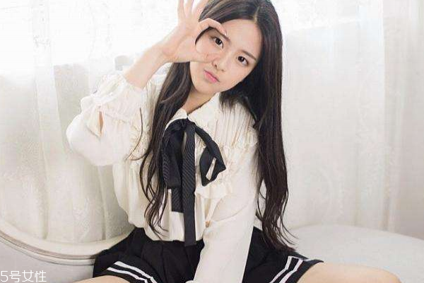 中性皮膚怎樣祛痘美白 三步告別痘花妹 中性皮膚怎樣祛痘美白 三步告別痘花妹