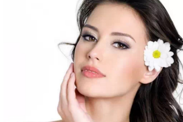 30歲女人如何保養(yǎng)自己 30歲皮膚保養(yǎng)秘訣 30歲女人如何保養(yǎng)自己 30歲皮膚保養(yǎng)秘訣