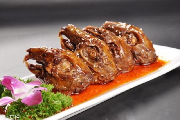 兔頭怎么做了好吃 麻辣鹵制皆可 兔頭怎么做了好吃 麻辣鹵制皆可