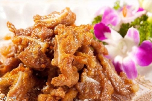 脆骨的做法 香辣干煸更有味 脆骨的做法 香辣干煸更有味