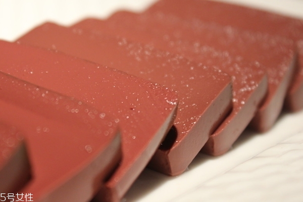 鴨血能和菠菜一起吃嗎 可以這樣搭配 鴨血能和菠菜一起吃嗎 可以這樣搭配