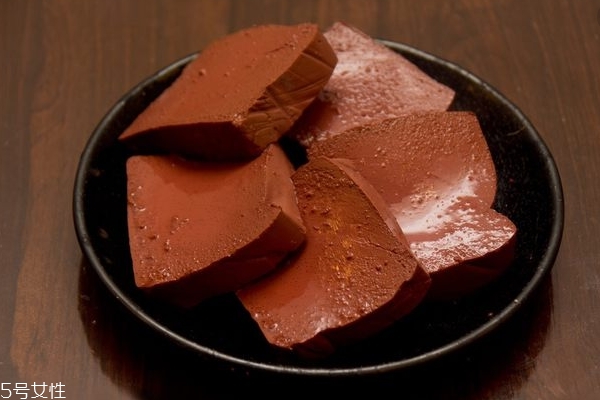 豬血為什么會(huì)變黑色 是這個(gè)原理 豬血為什么會(huì)變黑色 是這個(gè)原理